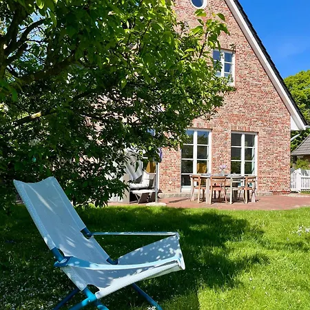 Holiday home Rainbow Einzelhaus Rainbow Hus *